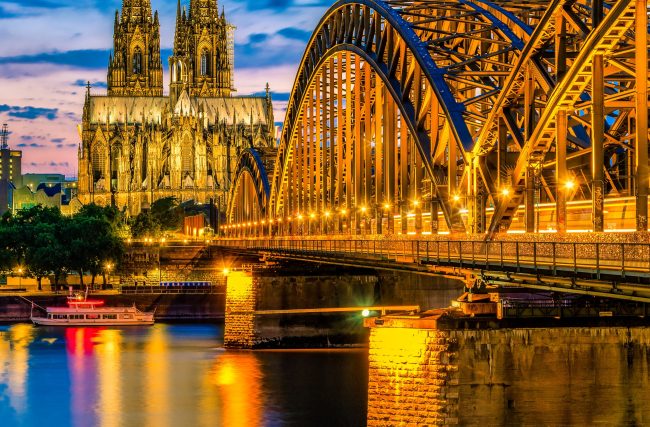 Free Trade vs Tariffs – Finding the Right Balance